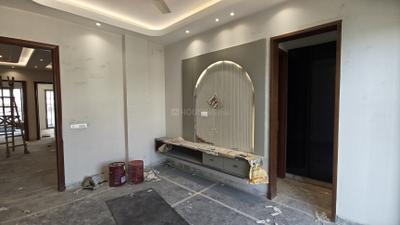 Bedroom Image of 1512 Sq.ft 3 BHK Builder Floor for sale in Paschim Vihar New Delhi for Rs. 38000000