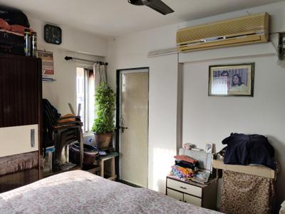 Bedroom Image of 765 Sq.ft 2 BHK Apartment / Flat for sale in Paldi Ahmedabad for Rs. 5000000