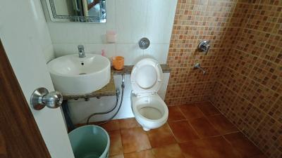 Ekta Greenville Bathroom Two 4