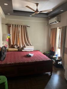 Bedroom Image of 1900 Sq.ft 4 BHK Builder Floor for sale in Dhakuria Kolkata for Rs. 13200000