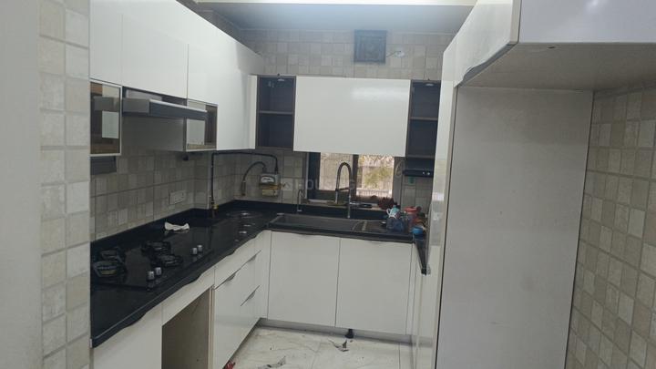 Crescent Apartment Main Image 1