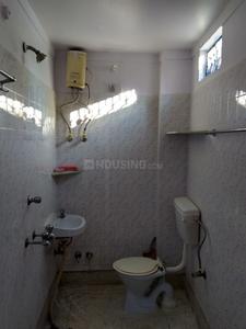 Bathroom Image of 1860 Sq.ft 3 BHK Independent House for rent in Maha Mandir Area Jodhpur for Rs. 15000