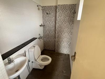 Bathroom Image of 1715 Sq.ft 3 BHK Apartment / Flat for sale in Peramanur Salem for Rs. 12500000