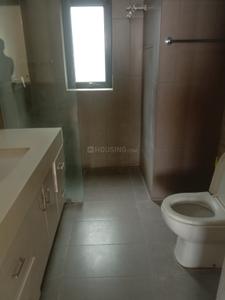 Bathroom Image of 2045 Sq.ft 3 BHK Apartment / Flat for sale in Ireo Skyon, Sector 60 Gurgaon for Rs. 40500000