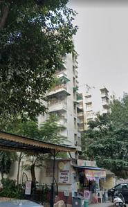 Image of 990 Sq.ft 2 BHK Apartment / Flat for rent in Sun Breeze Tower, Memnagar, Ahmedabad for Rs. 25000