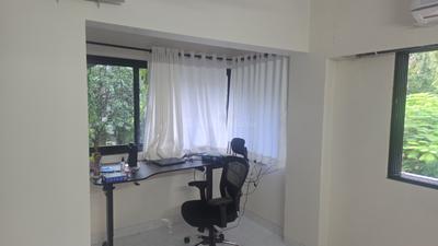 Bedroom Image of 1290 Sq.ft 3 BHK Apartment / Flat for sale in Lokhandwala Breeze Apartment, Andheri West Mumbai for Rs. 45000000