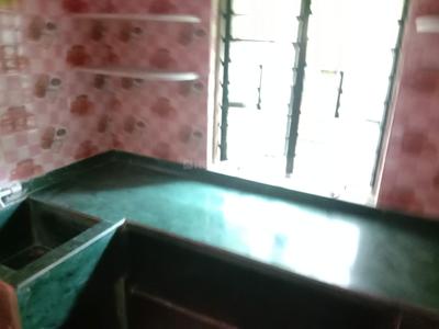 Kitchen Image of 545 Sq.ft 1 BHK Builder Floor for rent in Keshtopur Kolkata for Rs. 7450