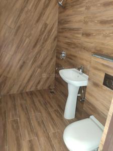 Bathroom Image of 1440 Sq.ft 3 BHK Apartment / Flat for sale in Hazel Wood, Nabha Zirakpur for Rs. 10000000