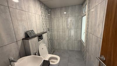 Bathroom Image of 1600 Sq.ft 3 BHK Apartment / Flat for sale in Prestige Meridian Park Phase 2, Sarjapur Bengaluru for Rs. 19700000