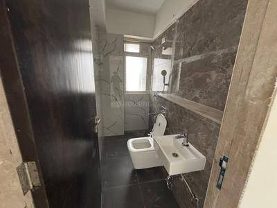 Image of 950 Sq.ft 3 BHK Apartment / Flat for rent in ND Palai Towers, Goregaon West, Mumbai for Rs. 85000