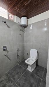 Image of 600 Sq.ft 1 RK Apartment / Flat for rent in Madhapur, Hyderabad for Rs. 32000