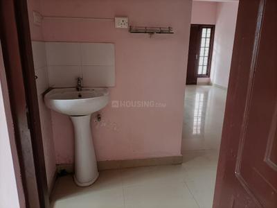 Bathroom Image of 950 Sq.ft 2 BHK Apartment / Flat for rent in Bounteous Banian Retreat, Ramavarmapuram Thrissur for Rs. 10000
