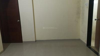 Bedroom Image of 700 Sq.ft 2 BHK Apartment / Flat for sale in Romell Empress, Borivali West Mumbai for Rs. 16800000
