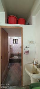 Bathroom Image of 1100 Sq.ft 3 BHK Apartment / Flat for sale in Paschim Putiary Kolkata for Rs. 4000000