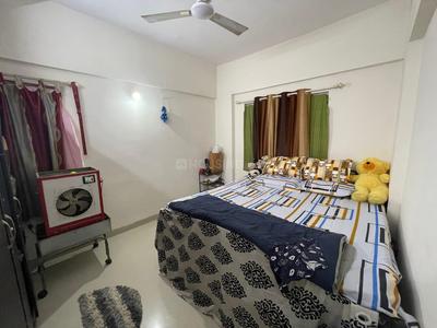 Bedroom Image of 600 Sq.ft 1 BHK Apartment / Flat for sale in Amanora Park Town Pune for Rs. 7400000
