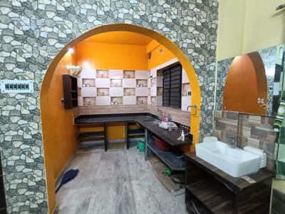 Kitchen Image of 850 Sq.ft 2 BHK Apartment / Flat for rent in Paschim Putiary Kolkata for Rs. 11000
