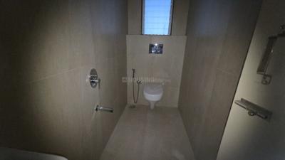 Image of 1000 Sq.ft 2 BHK Apartment / Flat for rent in Venu Apartment, Dadar East, Mumbai for Rs. 85000
