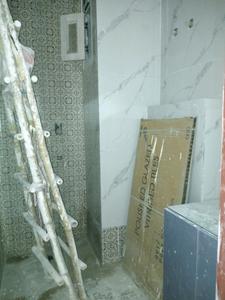 Common Bathroom Image of 600 Sq.ft 2 BHK Builder Floor for sale in Mahavir Enclave New Delhi for Rs. 6100000