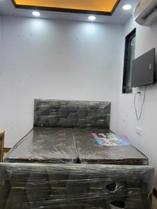 Bedroom Image of 1000 Sq.ft 3 BHK Builder Floor for rent in Tagore Garden Extension New Delhi for Rs. 45000