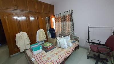 Bedroom Image of 2400 Sq.ft 4 BHK Independent House for rent in Mahalakshmipuram Bengaluru for Rs. 300000