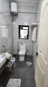 Bathroom Image of D Gloaming Nest - PG/Hostel for Girls in Kalyani Nagar, Pune