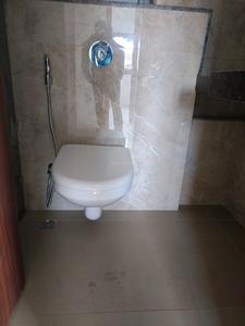 Common Bathroom Image of 1100 Sq.ft 2 BHK Builder Floor for rent in Amanora Elevate Tower 47, Hadapsar Pune for Rs. 42000