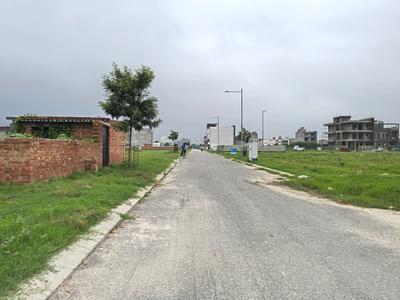 Image of 239 Sq.ft Residential Plot / Land for sale in Wave City, Ghaziabad for Rs. 25500000