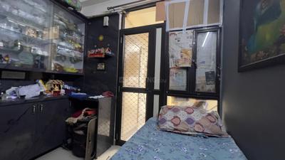 Kitchen Image of 640 Sq.ft 1 BHK Apartment / Flat for rent in SG Benefit, Govindpuram Ghaziabad for Rs. 15000