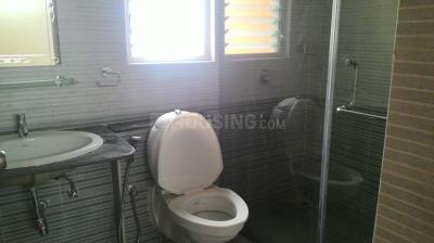 Bathroom Image of 1400 Sq.ft 2 BHK Apartment / Flat for sale in Golden Grand, Yeswanthpur Bengaluru for Rs. 16100000