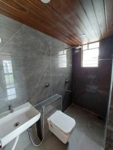 Bathroom Image of 1149 Sq.ft 2 BHK Apartment / Flat for rent in Tarabai Park Kolhapur for Rs. 27000