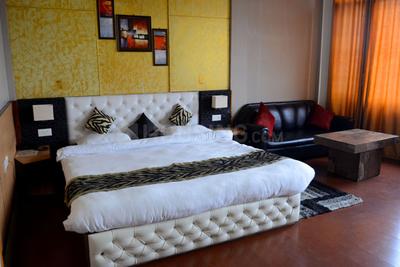 Bedroom Image of 4675 Sq.ft 7 BHK Apartment / Flat for sale in Parijat, Worli Mumbai for Rs. 312000000