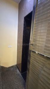 Bathroom Image of 800 Sq.ft 2 BHK Builder Floor for sale in Paschim Vihar New Delhi for Rs. 13500000