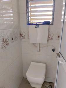 Common Bathroom Image of 750 Sq.ft 1 BHK Apartment / Flat for sale in Ulwe Navi Mumbai for Rs. 4900000