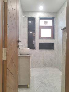 Common Bathroom Image of 2430 Sq.ft 4 BHK Builder Floor for sale in Green Field Colony Faridabad for Rs. 24000000