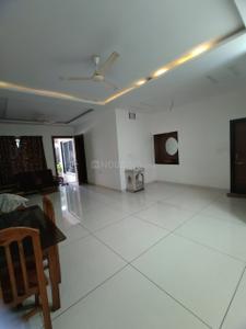 Hall Image of 900 Sq.ft 1 BHK Apartment / Flat for rent in Tukoganj Indore for Rs. 17000