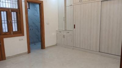 Bedroom Image of 1800 Sq.ft 4 BHK Builder Floor for sale in Shalimar Garden Ghaziabad for Rs. 16500000