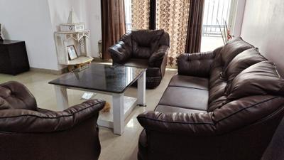 Living Room Image of 1675 Sq.ft 3 BHK Apartment / Flat for rent in Rohtas Plumeria Homes, Gomti Nagar Lucknow for Rs. 36000