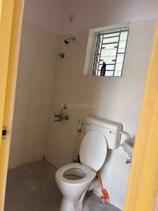 Bathroom Image of 960 Sq.ft 3 BHK Apartment / Flat for sale in Shapoorji Pallonji Shukhobrishti, New Town Kolkata for Rs. 5800000