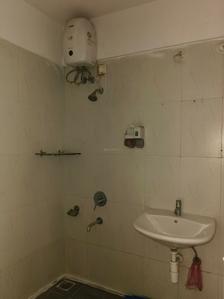 Common Bathroom Image of 1450 Sq.ft 2.5 BHK Apartment / Flat for sale in Lodha Casa Rio Gold, Palava Phase 1 Thane for Rs. 8500000