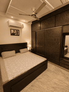 Bedroom Image of 900 Sq.ft 2.5 BHK Builder Floor for sale in Geeta Colony New Delhi for Rs. 9000000