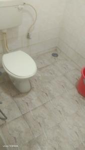 Bathroom Image of 568 Sq.ft 1 BHK Builder Floor for rent in Nungambakkam Chennai for Rs. 19700