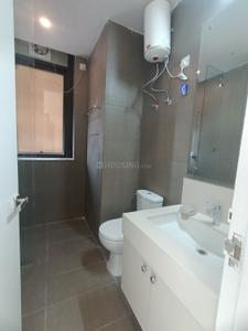 Bathroom Image of 2850 Sq.ft 4 BHK Apartment / Flat for sale in Ireo Skyon, Sector 60 Gurgaon for Rs. 57900000