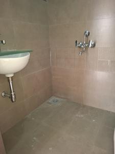 Common Bathroom Image of 700 Sq.ft 1 BHK Apartment / Flat for rent in Arihant Anaika, Taloja Navi Mumbai for Rs. 9200