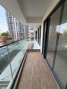 Balcony Image of 2000 Sq.ft 4 BHK Apartment / Flat for sale in Kalpataru Magnus, Bandra East Mumbai for Rs. 115000000