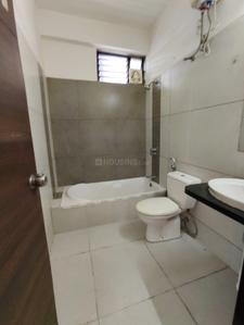 Bathroom Image of 2004 Sq.ft 3 BHK Apartment / Flat for sale in Diwalipura Vadodara for Rs. 8200000