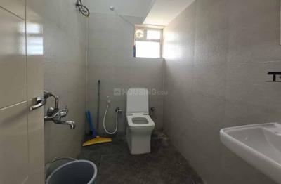 Begur Heights Bathroom One 2