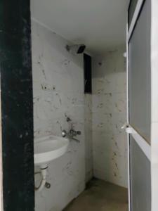 Common Bathroom Image of 719 Sq.ft 2 BHK Apartment / Flat for sale in Vasai West Vasai for Rs. 7700000