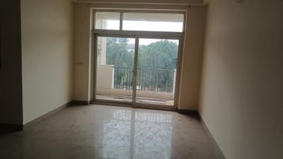 Living Room Image of 1835 Sq.ft 3.5 BHK Apartment / Flat for sale in Amrapali Silicon City, Sector 76 Noida for Rs. 19700000
