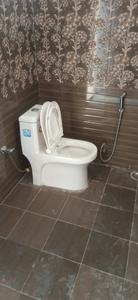 Bathroom Image of 520 Sq.ft 1 RK Builder Floor for rent in Mehboob Ganj Lucknow for Rs. 6000
