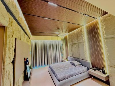 Bedroom Image of 3400 Sq.ft 4 BHK Apartment / Flat for rent in Alkapuri Vadodara for Rs. 325000